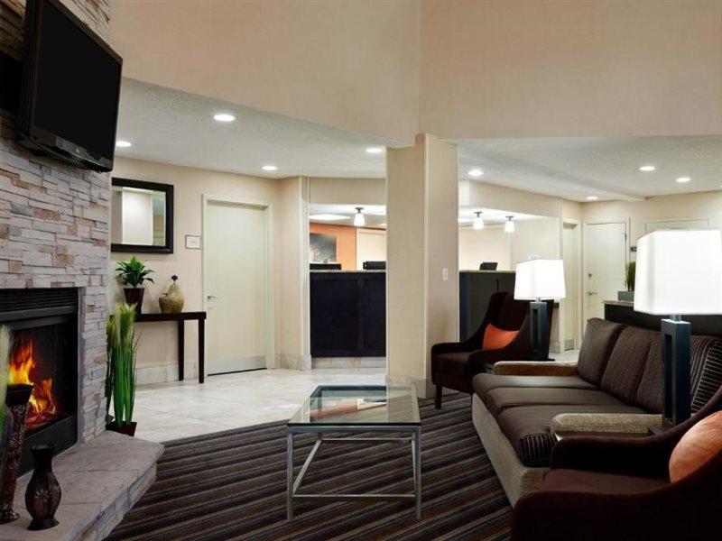 Hawthorn Suites Of تروي المظهر الخارجي الصورة