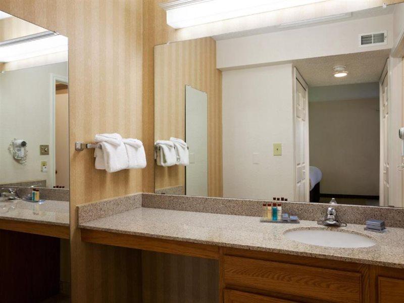 Hawthorn Suites Of تروي المظهر الخارجي الصورة